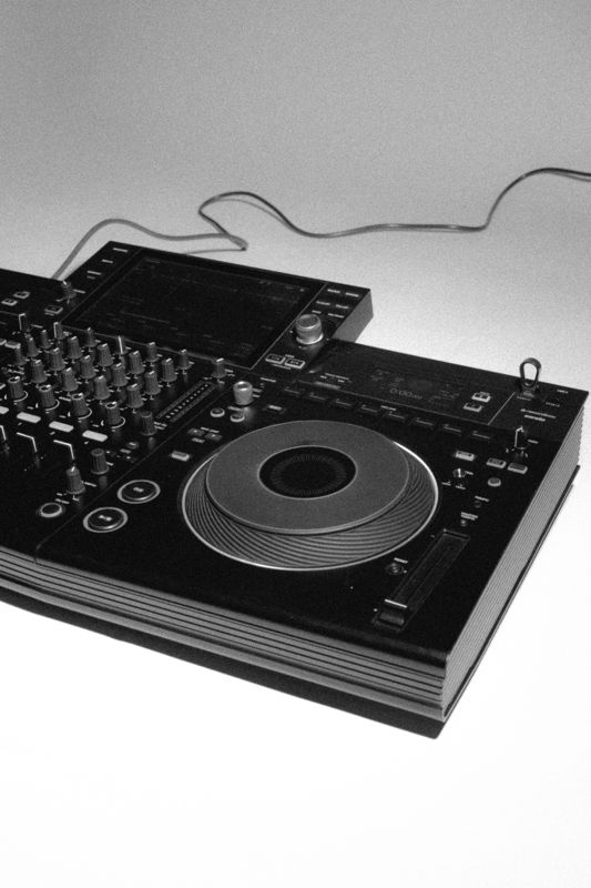 Equipo de audio profesional de Atmósfera Co